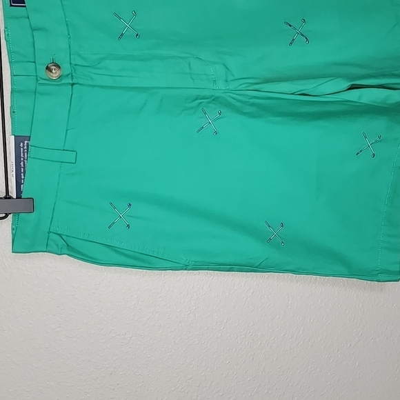 Vineyard Vines NWT Mens Classic Fit 9" Breaker Shorts - Picture 2 of 9